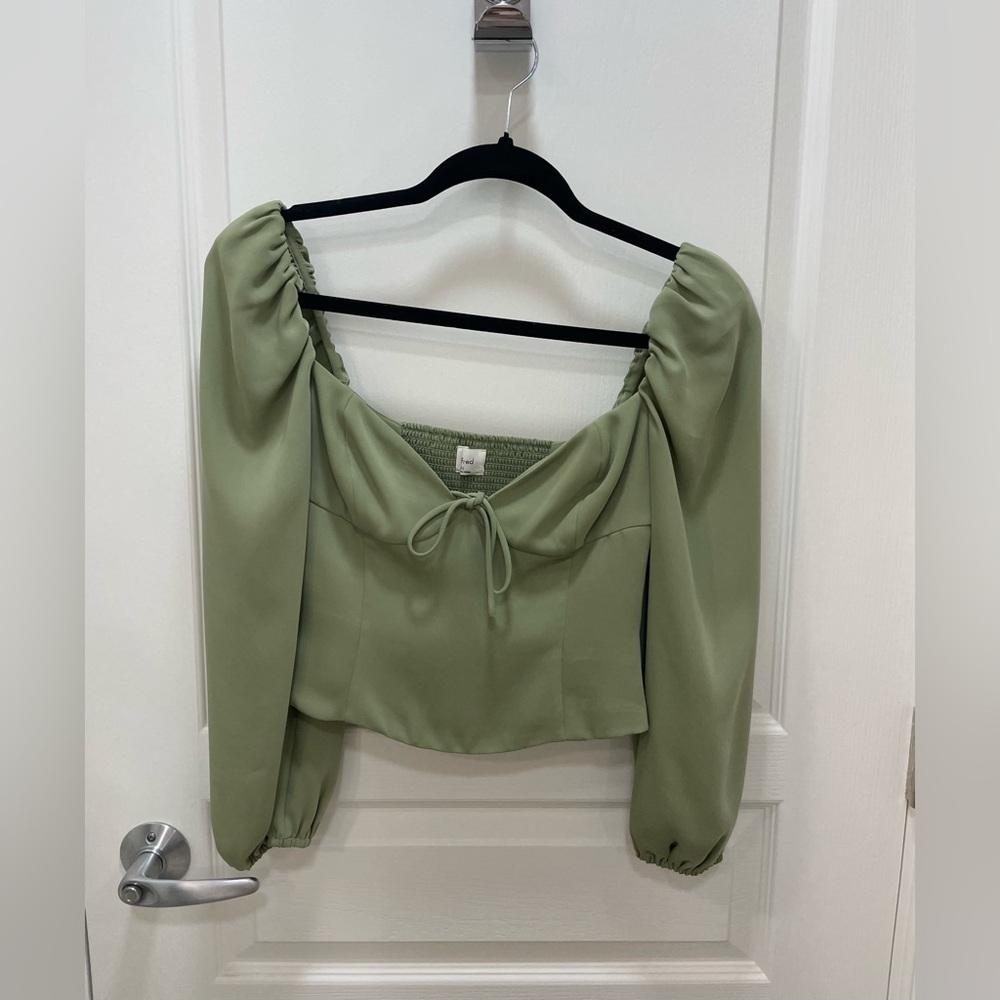 Aritzia - Wilfred - Sage Green Top - Picture 2 of 3